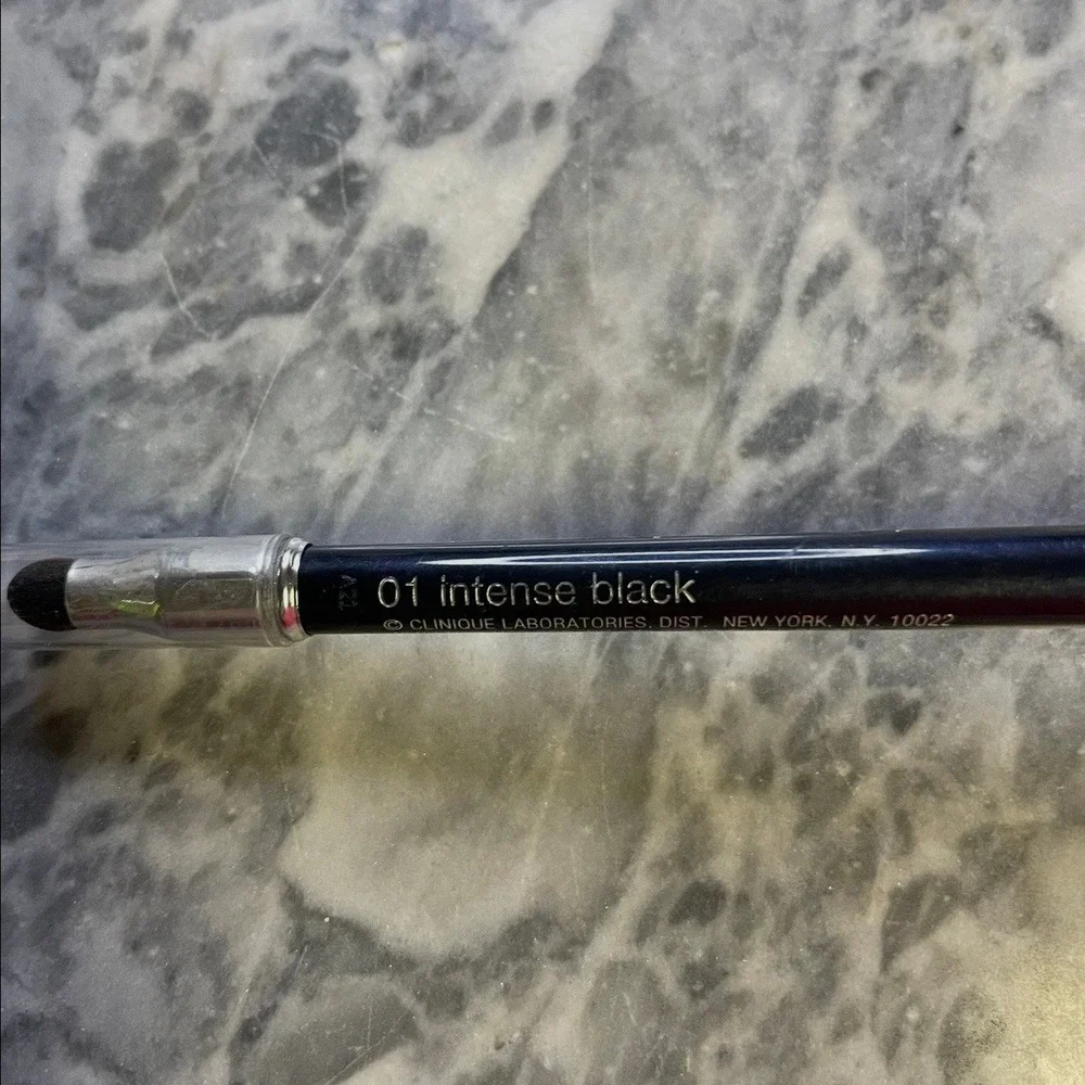 Clinique Quickline for Eyes Eyeliner Intense Black